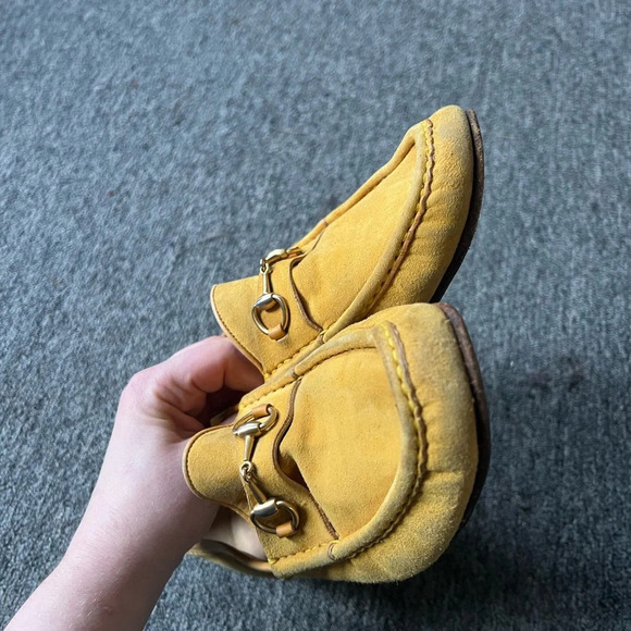 Gucci Yellow Suede Loafers, size 39.5 AA - Picture 2 of 16